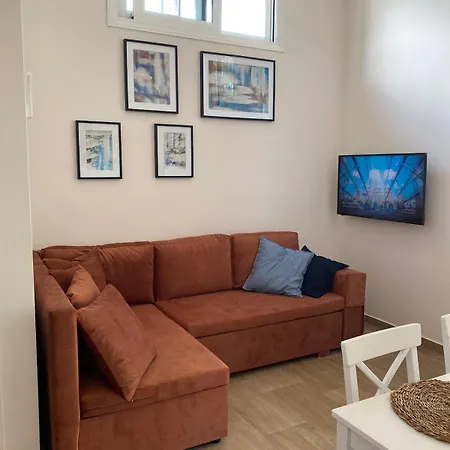 דירה Kallisto's , 30m From The Sea , ניאה פלאגיה