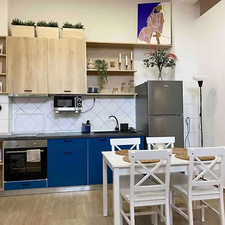 Kallisto's , 30m From The Sea ,
