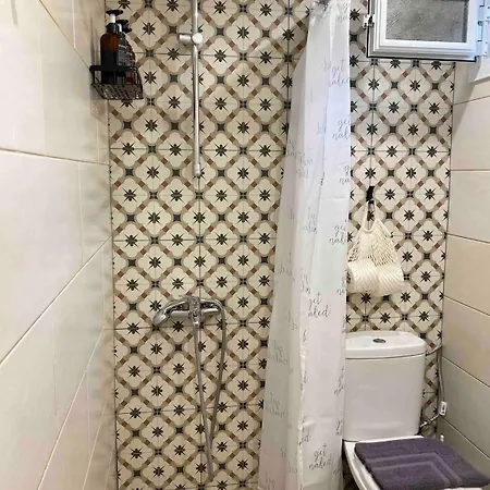 Kallisto's , 30m From The Sea , דירה
