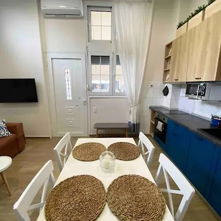 Apartment Kallisto's , 30m From The Sea , Nea Plagia